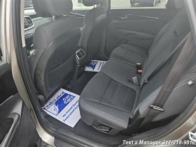 2016 Kia Sorento LX   - Photo 21 - Greenwood, IN 46142