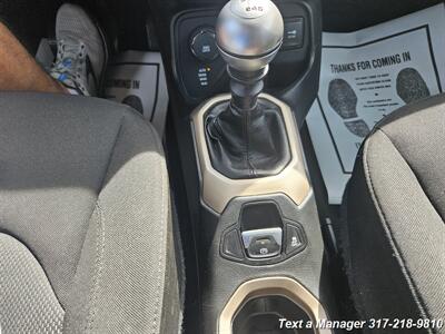 2015 Jeep Renegade Latitude   - Photo 20 - Greenwood, IN 46142