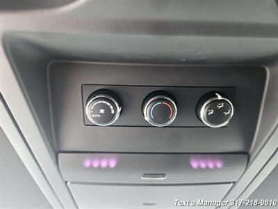 2018 Dodge Grand Caravan SXT   - Photo 28 - Greenwood, IN 46142
