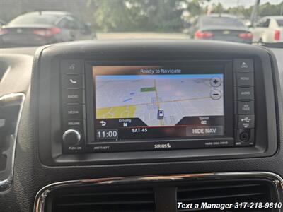 2018 Dodge Grand Caravan SXT   - Photo 18 - Greenwood, IN 46142