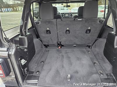 2019 Jeep Wrangler Unlimited Sport Altitude   - Photo 25 - Greenwood, IN 46142