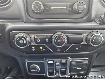 2019 Jeep Wrangler Unlimited Sport Altitude   - Photo 20 - Greenwood, IN 46142