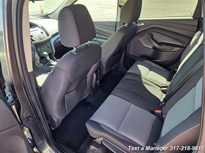 2017 Ford Escape SE   - Photo 27 - Greenwood, IN 46142