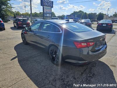 2017 Chevrolet Malibu LT   - Photo 3 - Greenwood, IN 46142