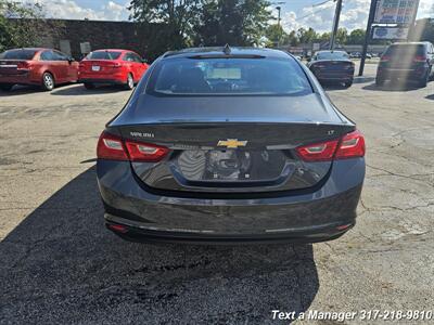 2017 Chevrolet Malibu LT   - Photo 4 - Greenwood, IN 46142
