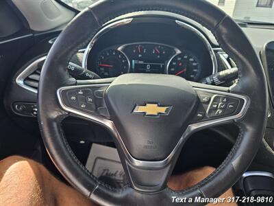2017 Chevrolet Malibu LT   - Photo 13 - Greenwood, IN 46142