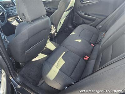 2017 Chevrolet Malibu LT   - Photo 23 - Greenwood, IN 46142