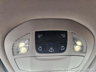 2017 Chrysler Pacifica Touring   - Photo 20 - Greenwood, IN 46142