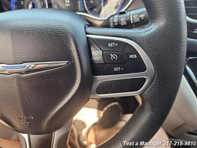 2017 Chrysler Pacifica Touring   - Photo 16 - Greenwood, IN 46142