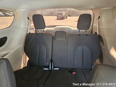 2017 Chrysler Pacifica Touring   - Photo 25 - Greenwood, IN 46142