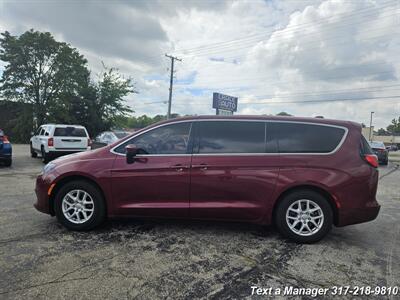 2017 Chrysler Pacifica Touring   - Photo 2 - Greenwood, IN 46142