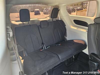 2017 Chrysler Pacifica Touring   - Photo 28 - Greenwood, IN 46142