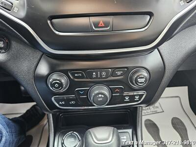 2019 Jeep Cherokee Latitude Plus   - Photo 20 - Greenwood, IN 46142