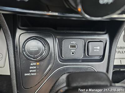 2019 Jeep Cherokee Latitude Plus   - Photo 22 - Greenwood, IN 46142