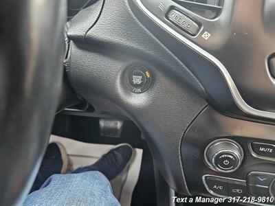 2019 Jeep Cherokee Latitude Plus   - Photo 19 - Greenwood, IN 46142