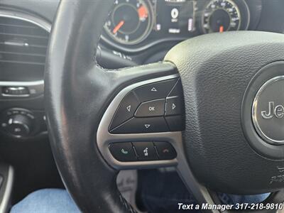 2019 Jeep Cherokee Latitude Plus   - Photo 15 - Greenwood, IN 46142