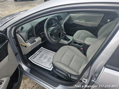 2017 Hyundai ELANTRA SE   - Photo 9 - Greenwood, IN 46142