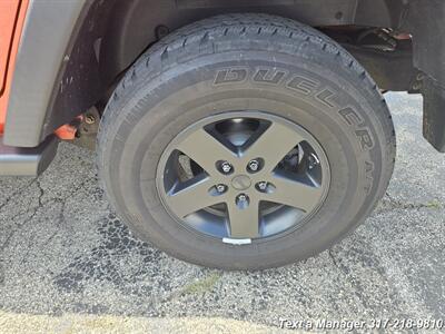 2015 Jeep Wrangler Unlimited Sport S   - Photo 26 - Greenwood, IN 46142