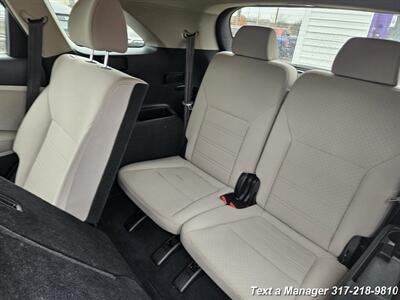 2017 Kia Sorento LX   - Photo 27 - Greenwood, IN 46142