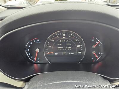 2017 Kia Sorento LX   - Photo 12 - Greenwood, IN 46142