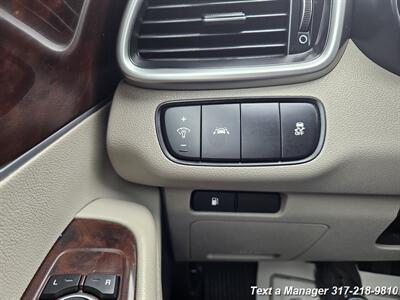 2017 Kia Sorento LX   - Photo 16 - Greenwood, IN 46142