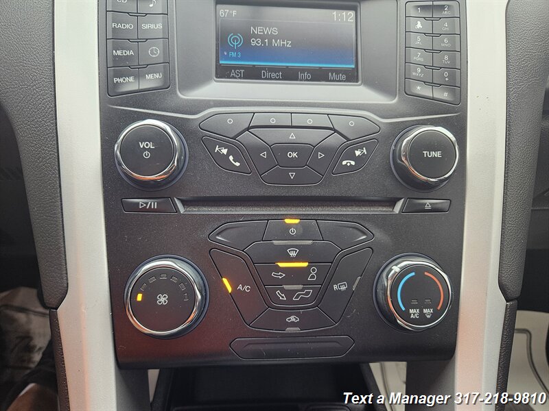 2014 Ford Fusion SE photo 16
