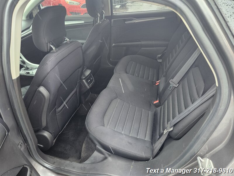 2014 Ford Fusion SE photo 19