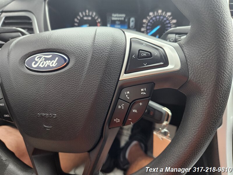 2014 Ford Fusion SE photo 14