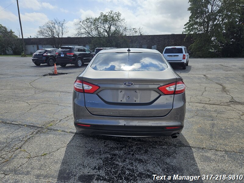 2014 Ford Fusion SE photo 3