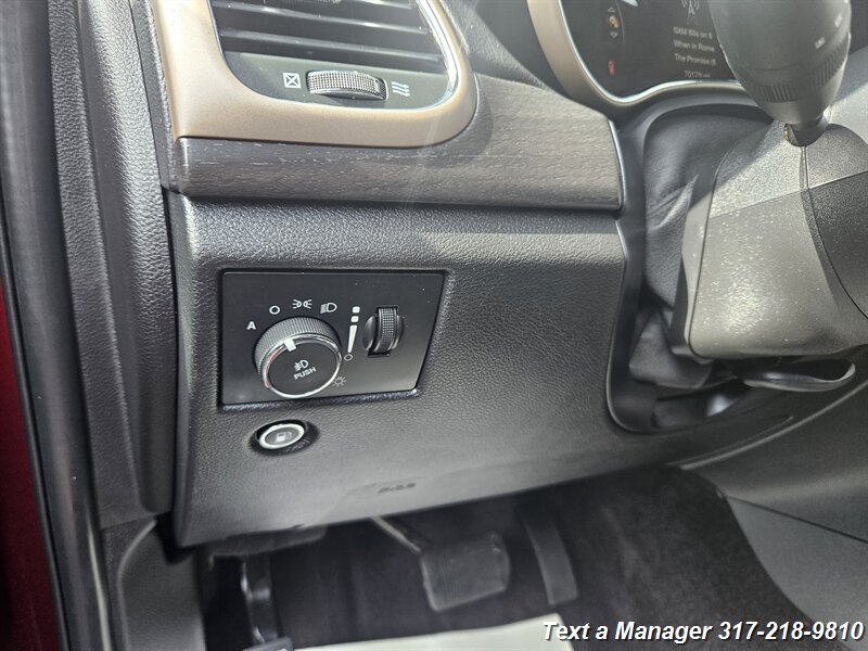 2017 Jeep Grand Cherokee Laredo - Photo 11 - Greenwood, IN 46142