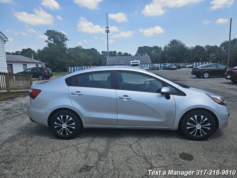 2013 Kia Rio LX - Photo 6 - Greenwood, IN 46142