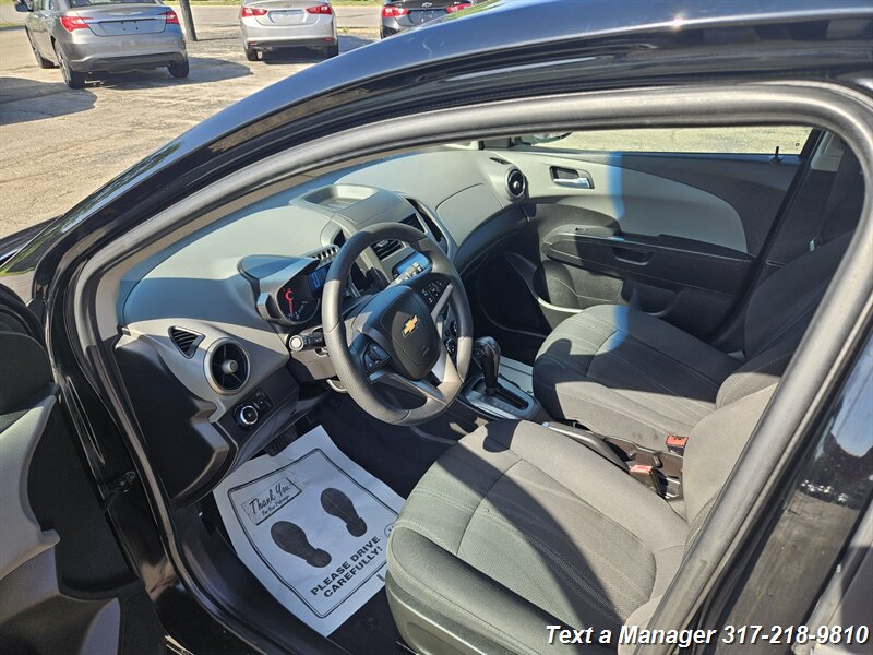 2012 Chevrolet Sonic LT - Photo 9 - Greenwood, IN 46142