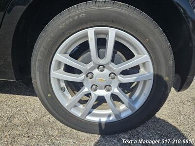 2012 Chevrolet Sonic LT - Photo 27 - Greenwood, IN 46142
