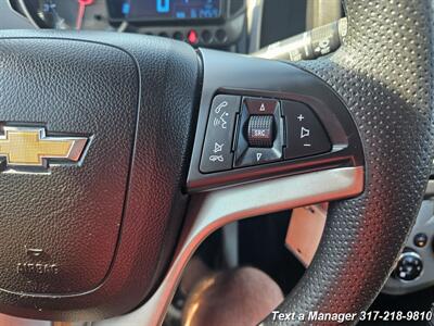 2012 Chevrolet Sonic LT - Photo 15 - Greenwood, IN 46142