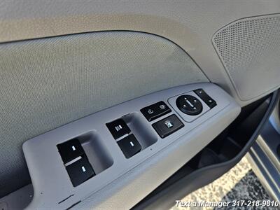 2018 Hyundai ELANTRA SEL   - Photo 2 - Greenwood, IN 46142