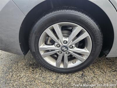 2018 Hyundai ELANTRA SEL   - Photo 27 - Greenwood, IN 46142