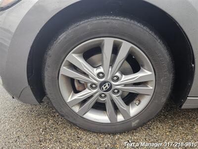 2018 Hyundai ELANTRA SEL   - Photo 25 - Greenwood, IN 46142
