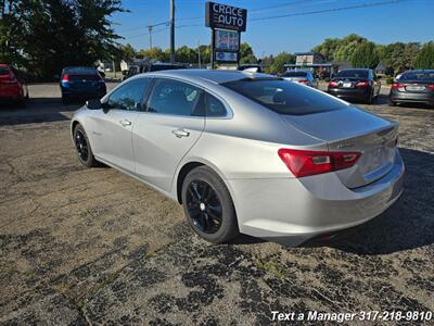 2017 Chevrolet Malibu LT   - Photo 3 - Greenwood, IN 46142