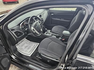 2013 Chrysler 200 Touring   - Photo 5 - Greenwood, IN 46142