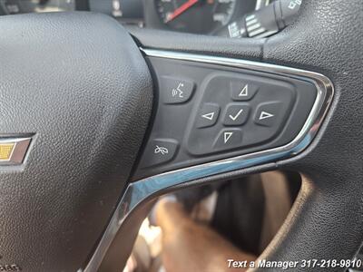 2017 Chevrolet Malibu LT   - Photo 15 - Greenwood, IN 46142