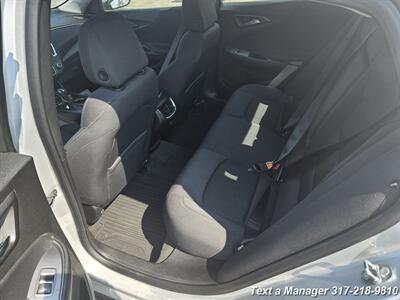 2017 Chevrolet Malibu LT   - Photo 21 - Greenwood, IN 46142