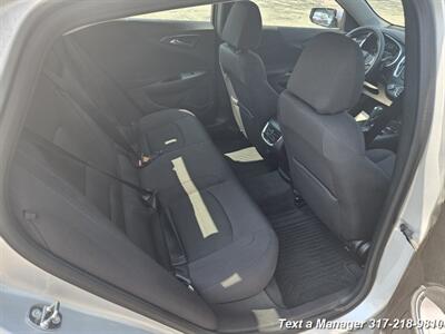 2017 Chevrolet Malibu LT   - Photo 23 - Greenwood, IN 46142