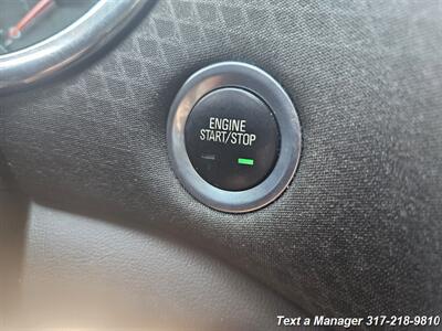 2017 Chevrolet Malibu LT   - Photo 19 - Greenwood, IN 46142