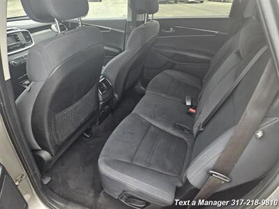 2016 Kia Sorento LX V6   - Photo 23 - Greenwood, IN 46142