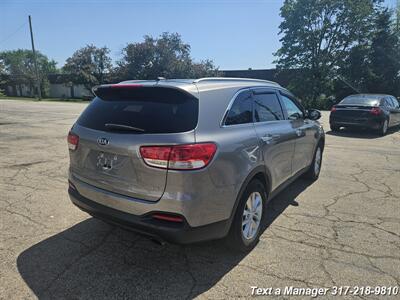 2016 Kia Sorento LX V6   - Photo 5 - Greenwood, IN 46142