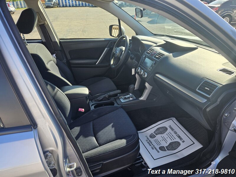 2016 Subaru Forester 2.5i - Photo 26 - Greenwood, IN 46142