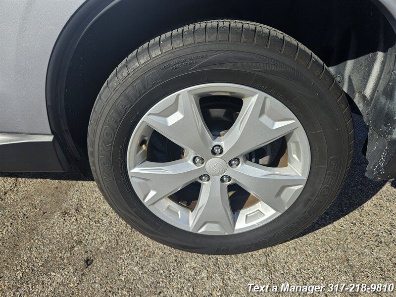 2016 Subaru Forester 2.5i - Photo 30 - Greenwood, IN 46142