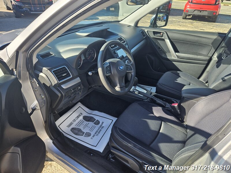 2016 Subaru Forester 2.5i - Photo 9 - Greenwood, IN 46142