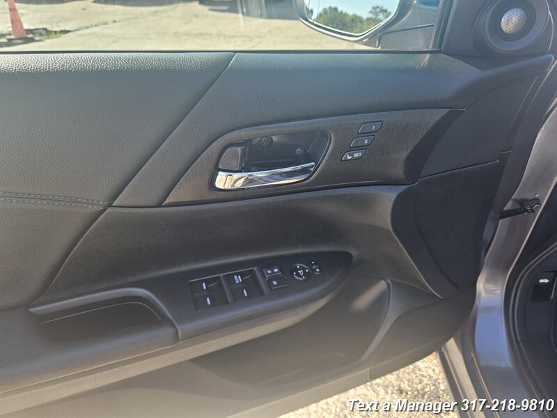 2014 Honda Accord EX-L - Photo 11 - Greenwood, IN 46142