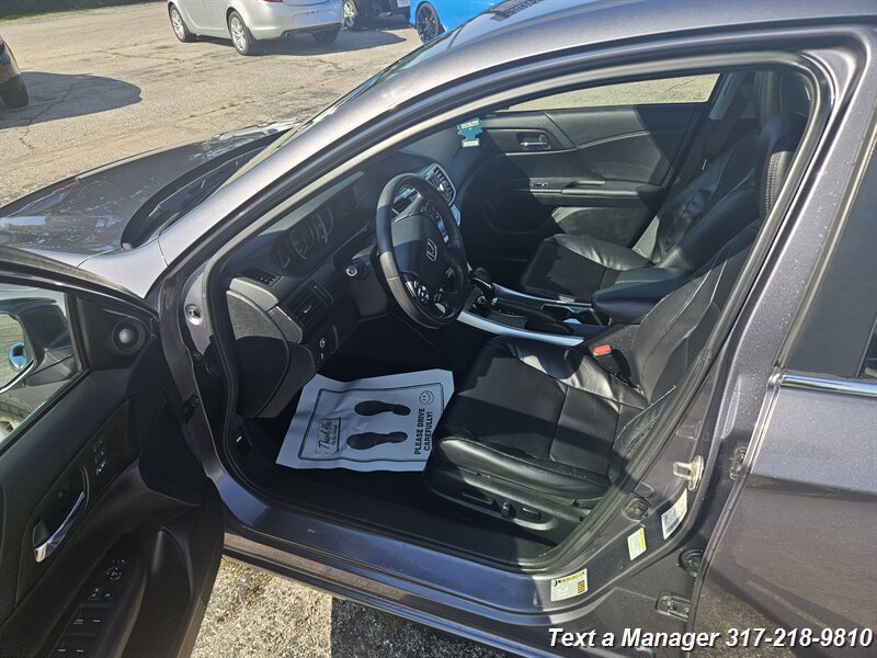 2014 Honda Accord EX-L - Photo 10 - Greenwood, IN 46142